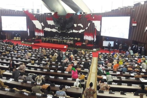 17 Anggota DPR RI Positif Covid-19