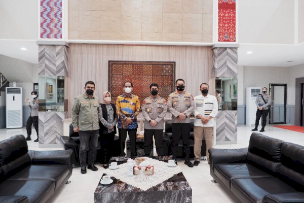 Jaga Sinergitas, Ketua DPRD Makassar Silaturahim dengan Kapolda Sulsel