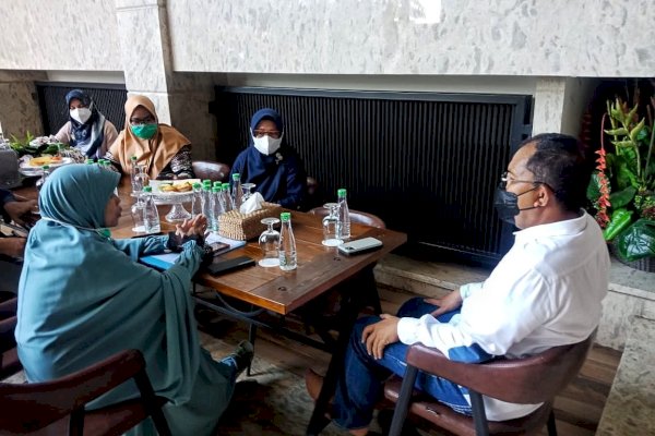 Cita-cita Danny, Makassar Jadi Kota Santri