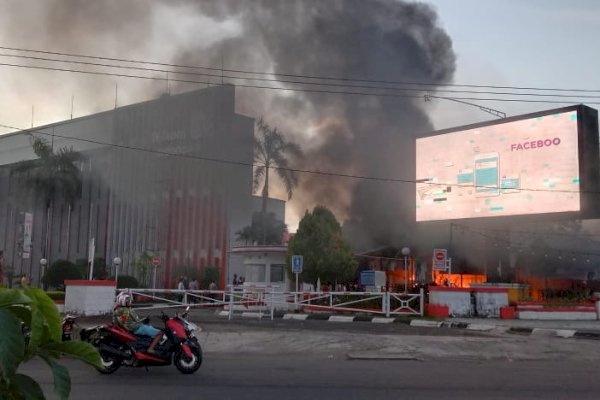 Kebakaran, Wifi Id AP Pettarani Makassar Ludes Dilalap Si Jago Merah