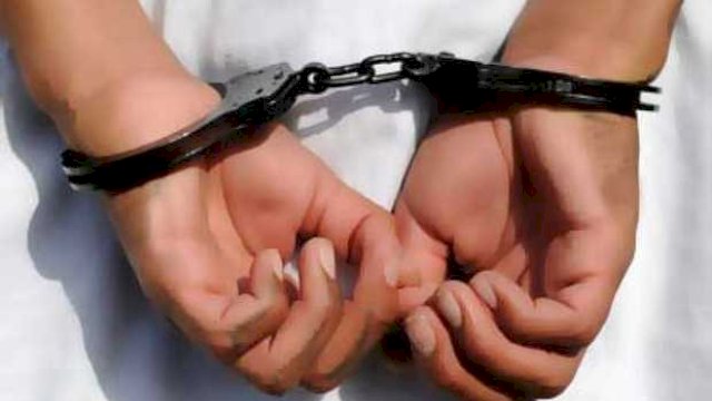 Buat Grup WA Tenis dan Bahas Rencana Aksi, 2 Provokator Demo PPKM &#8216;Jokowi End Game&#8217; Ditangkap