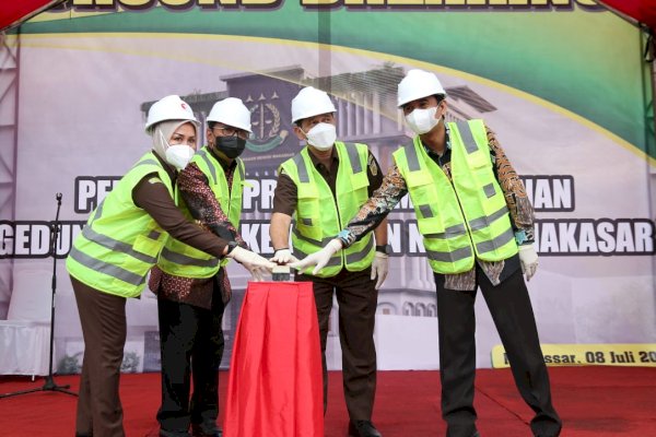 Saat Walikota Danny dan Ketua DPRD Rudianto Kompak Hadiri Ground Breaking Pembangunan Kajari Makassar