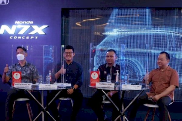 Honda N7X Konsep Mejeng di Atrium Trans Studio Mall Makassar