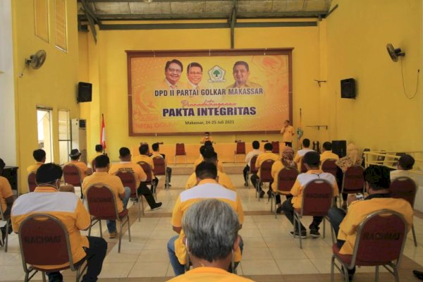 Calon Pengurus Golkar Makassar Tandatangani Pakta Integritas