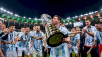 Lionel Messi Akhirnya Angkat Piala Bersama Argentina