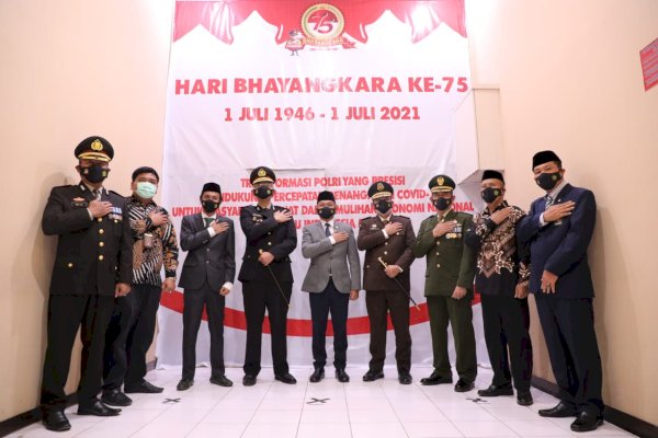 HUT Bhayangkara, Ilham Azikin: Polri Berperan Penting Putus Sebaran Covid-19