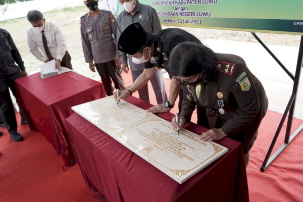 Peringatan Hari Adhyaksa, Bupati Luwu Resmikan Gedung Baharuddin Lopa