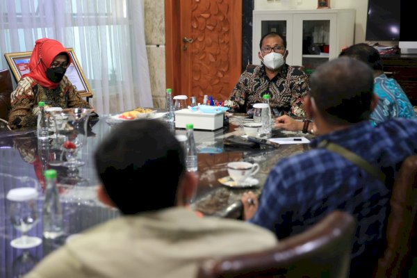 Danny Naikkan Insentif Satgas Pembawa Jenazah Covid-19