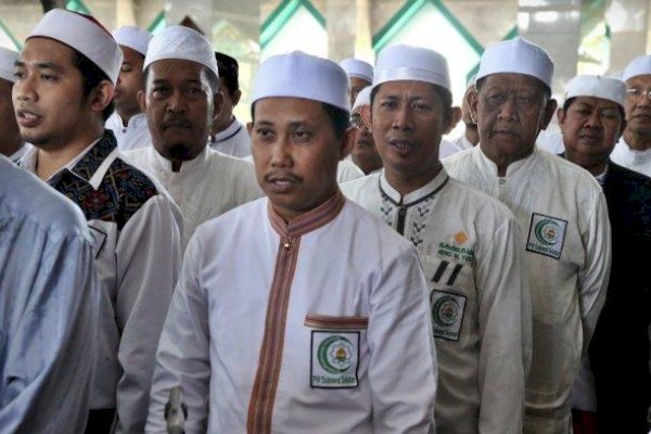 Pemkot Makassar Perketat Syarat Imam Masjid Dapat Insentif 