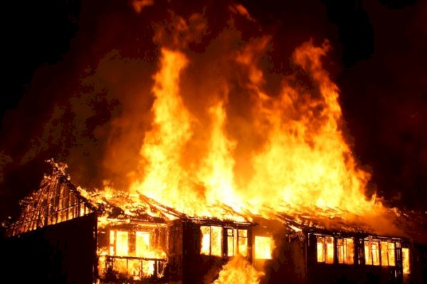 Breaking News! Gedung BPOM Terbakar, 15 Mobil Damkar Diterjunkan