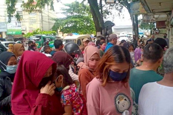 Jelang PPKM Darurat di Batam, Warga Padati Tempat Perbelanjaan