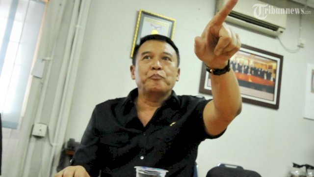 2 Anggota TNI AU Injak Kepala Warga di Merauke Papua, TB Hasanuddin: Harus Diproses Hukum!