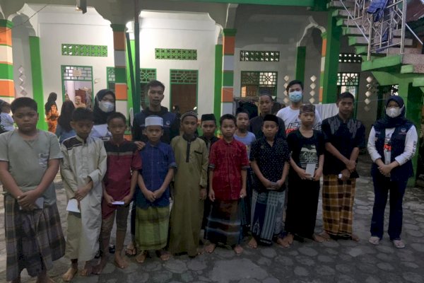 Tanggal 10 Muharram, NasDem Milenial RMS Santuni 1 Ponpes dan 5 Panti Asuhan di Pinrang