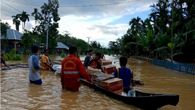 Puluhan Rumah dan Lahan Persawahan Milik Warga di Konawe Terendam Banjir