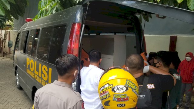 Hakim Tinggi Asal Jakarta Ditemukan Meninggal Dalam Kamar Kos di Makassar