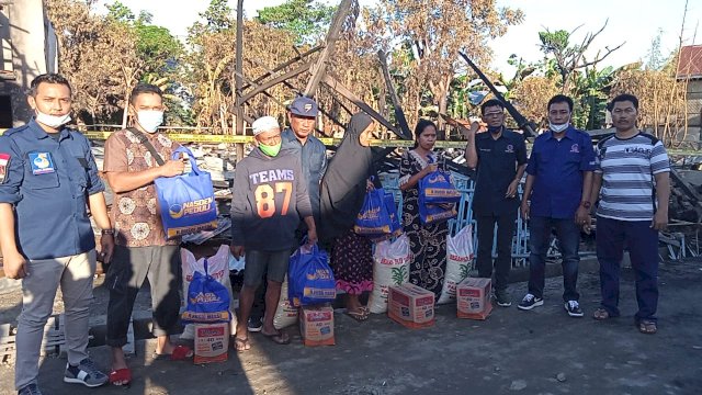 DPD NasDem Pinrang Gerak Cepat Bantu Korban Kebakaran di Mattiro Bulu