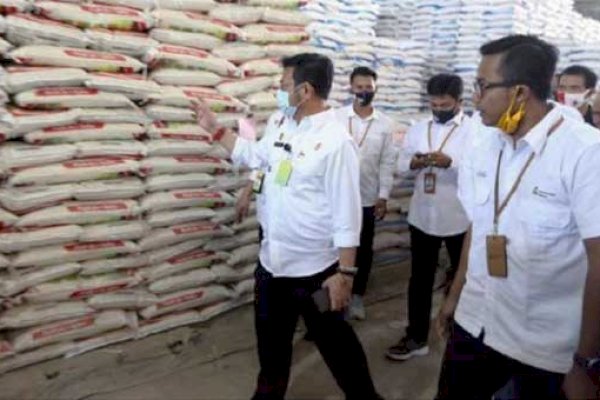 Mentan: Distribusi Pupuk Harus Tersedia Cepat, Cermat dan Akurat