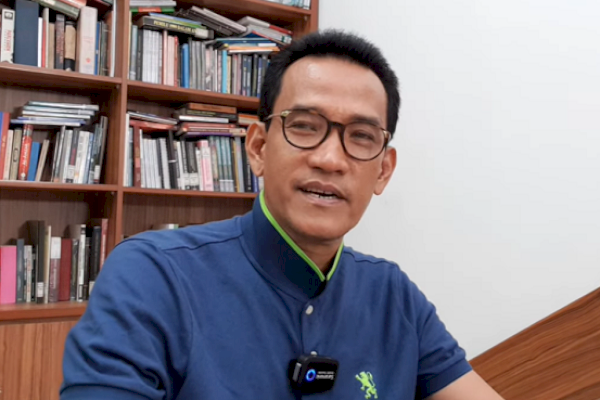 Demokrat ‘Perang’ PDIP soal Pemilu, Refly harun: Mana yang Lebih Curang?