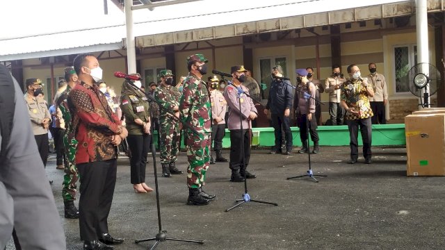 Panglima TNI Tegur Satgas Covid-19 Sulsel Saat Tinjau Pusat Isolasi Asrama Haji Sudiang