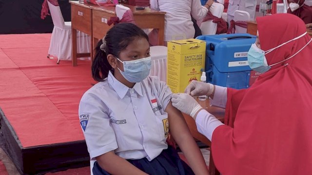 Vaksinasi siswa SMP di Makassar yang dilakukan beberapa waktu lalu. Kegiatan serupa akan kembali digelar pada 6 September mendatang.