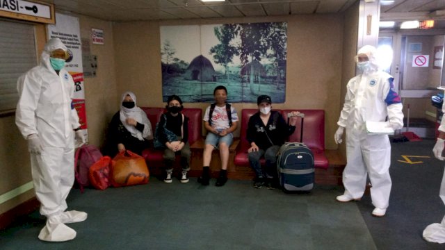 Pasien Isolasi Apung di KM Umsini Bertambah 12, Total 82 Orang