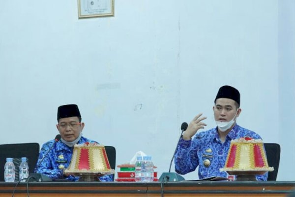 Bupati Pangkep MYL Rakor Bersama Penyuluh Petani