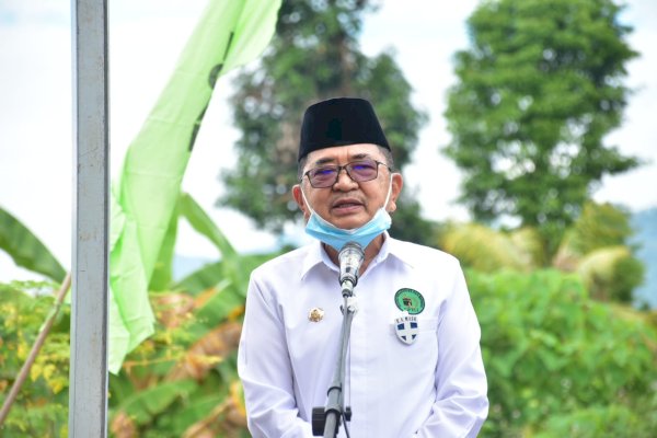 Wali Kota Palopo Letakan Batu Pertama Pembangunan Masjid Al-Hasan