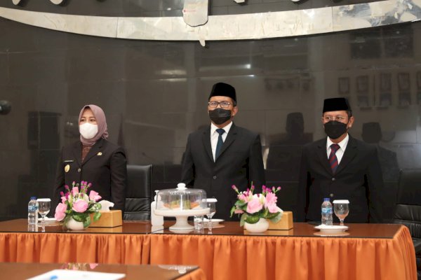 Lantik Pejabat Baru, Danny-Fatma Minta Kerja Maksimal
