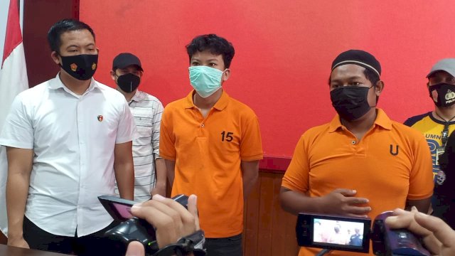 Ini tampan kedua pelaku yang melakukan pengeroyokan kepada kedua TNI di Kabupaten Gowa, Sulsel.