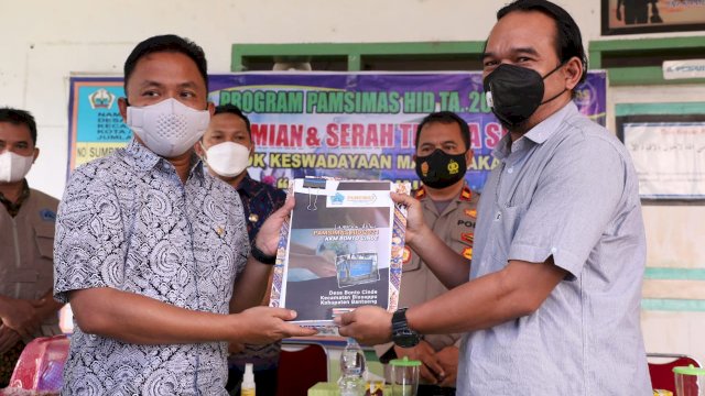 Bupati Bantaeng Dorong Layanan Air Bersih Bagi Masyarakat