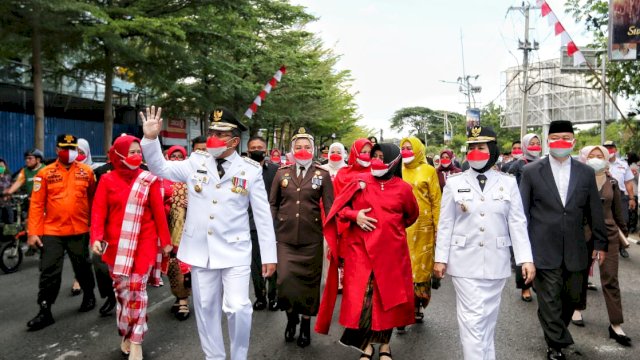 &#8220;Semangat Terus Berjuang Lawan Covid-19 dan Mari Gotong Royong Selamatkan Bangsa&#8221; Walikota Danny Maknai HUT Ke-76 RI