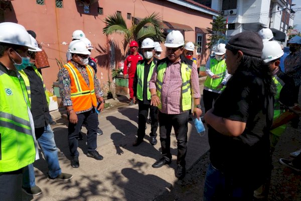 Sidak Pembangunan IPAL Komunal, DPRD Makassar Minta Kontraktor Muluskan Kembali Semua Jalan Bekas Proyek
