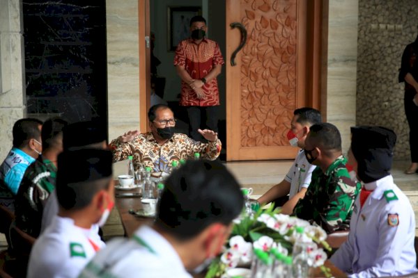 Sukses Kibarkan Bendera Merah Putih, Wali Kota Danny Terima Kunjungan Perwakilan Paskibraka Makassar
