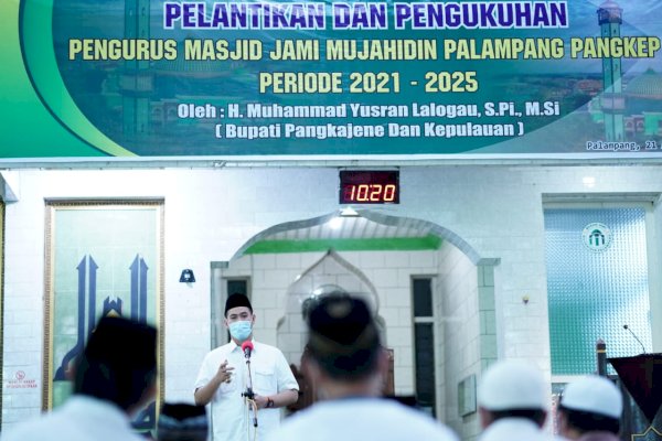 Bupati Yusran Kukuhkan Pengurus Masjid Jami Mujahidin Pangkajene