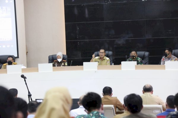 Bersama Forkopimda, Danny Harapkan Kolaborasi dan Kepedulian dari Pengelola Mall Perangi Covid- 19