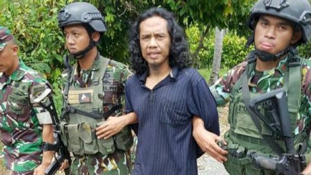 &#8220;Turunlah dari Gunung Menyerahkan Diri, Jika Kalian Takut, Saya yang Jemput,&#8221; Pinta Basri, Napi Teroris Poso ke Kelompok Ali Kalora