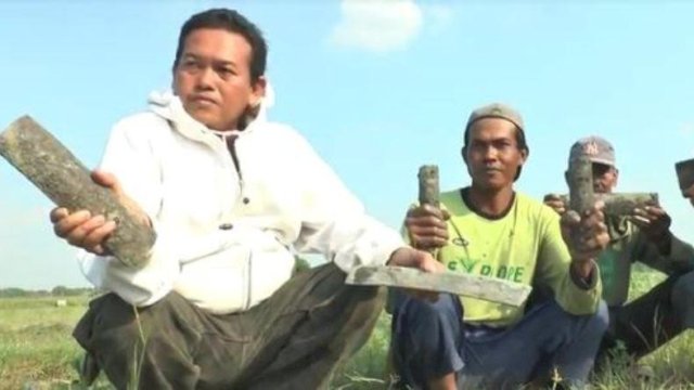 Gamelan kuno, yang didapat warga di area persawahan di Jateng.