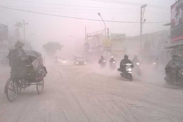 Waspada, Gunung Merapi Kembali Luncurkan Awan Panas, Sejumlah Desa Terdampak Hujan Abu