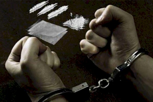 Jangan Ditiru! Bukanya Mendidik, 2 Guru Ini Ditangkap Polisi Gara-gara Pakai Sabu