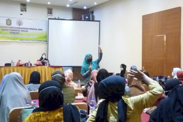 Ketua TP PKK Takalar: Ayo Menjadi Imigran Milenial yang Melek Terhadap Teknologi