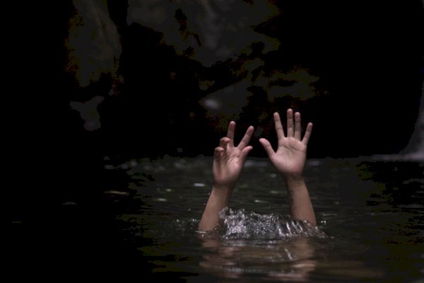 Tidak Bisa Berenang, Seorang Bocah Ditemukan Tewas Tenggelam di Samping Rumah Susun