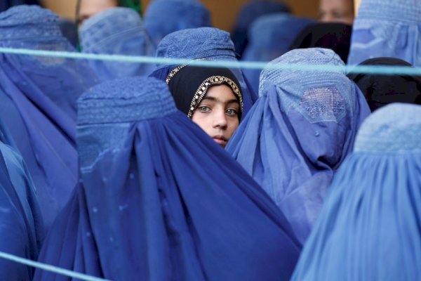 Usai Menebar Janji Palsu, Taliban Ternyata Perlahan-lahan Gugurkan Hak Perempuan Afghanistan 