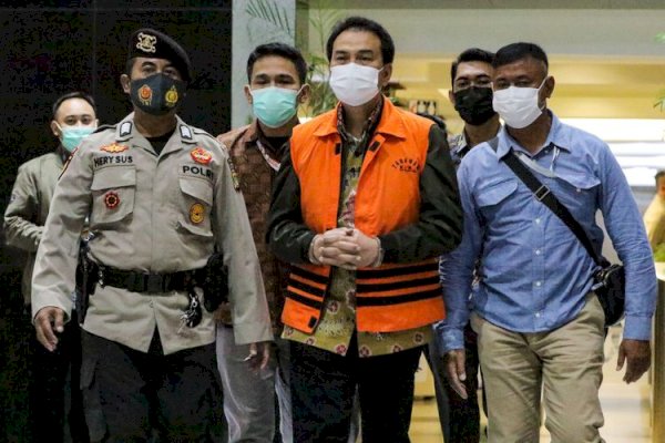 Dijemput Paksa dan jadi Tersangka, Golkar Proses Pengganti Azis Syamsuddin di DPR