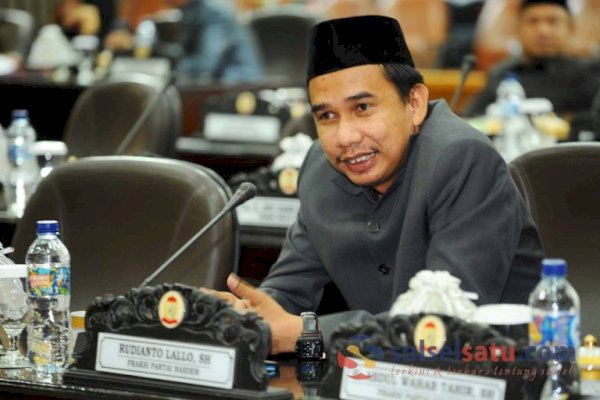 Ketua DPRD Makassar Rudianto Lallo Sosper Penataan dan Pengelolaan RTH