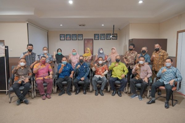 Penuh Rasa Haru, Momen Saat Lepas Sambut Pejabat Struktural di Sekretariat DPRD Makassar