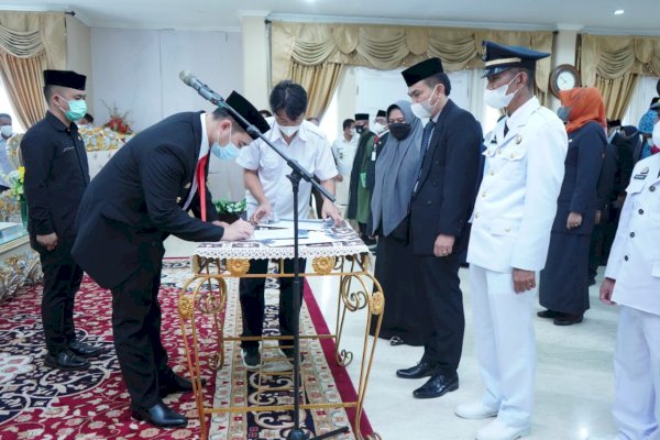 Lantik Camat, Sekdis, Lurah hingga Kapus di Pangkep, Bupati Yusran: Jika Tak Maksimal akan Dievaluasi Kembali