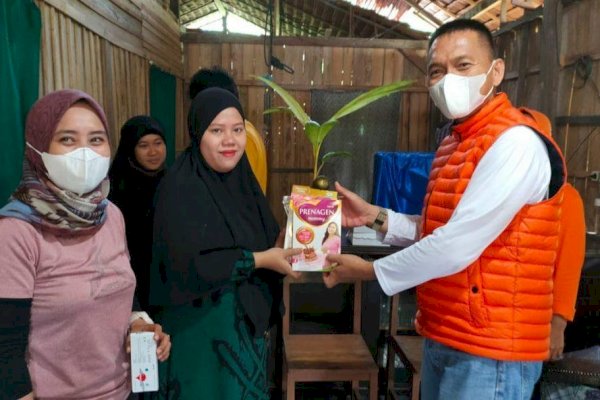 Pastikan Ibu Hamil-Balita di Palopo Harus Sehat, Tim FKJ Peduli Naik Motor Susuri Daerah Pelosok