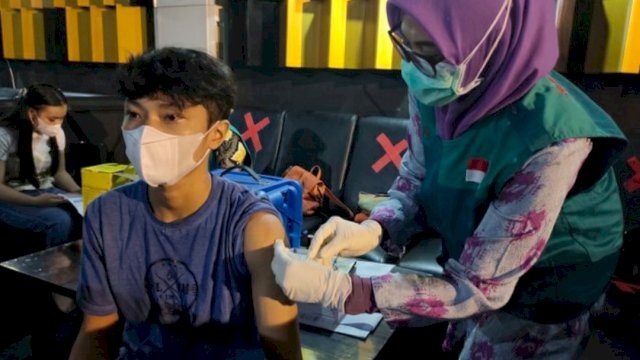AUHM Genjot Pekerja Tempat Hiburan Malam di Makassar Vaksinasi, Harap Segera Operasi