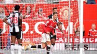 Ronaldo Datang Langsung Cetak 2 Gol, Manchester United Naik ke Puncak