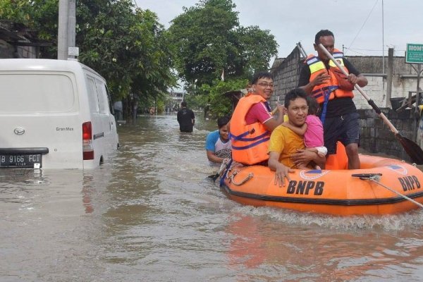 Hujan Terus Menerus? Ini Persiapan Menghadapi Banjir 